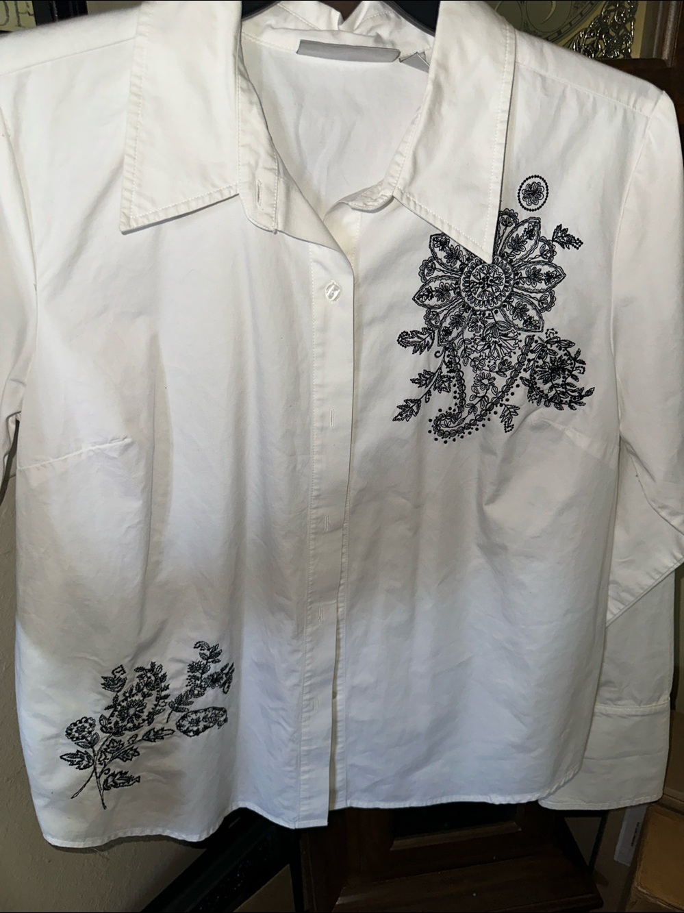 Victor Costa embroidered top